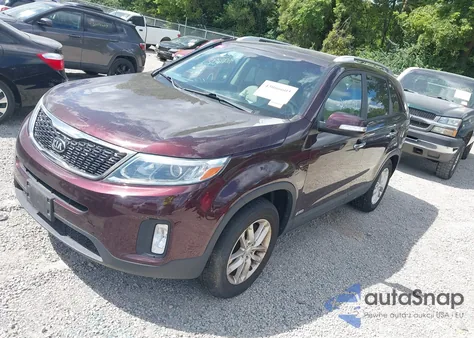 2015 Kia Sorento Lx z USA, uszkodzony, nr VIN 5XYKTCA60FG652463